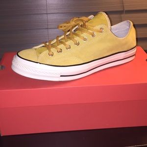 Converse Chuck 70 Low Suede Marigold/Desert/Egret